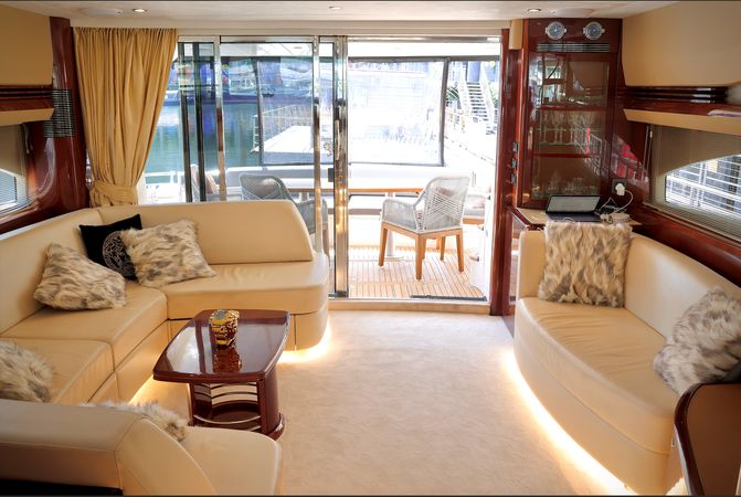 Princess 67 | Royale