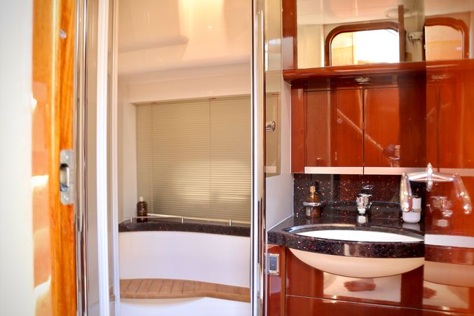 Princess 67 | Royale