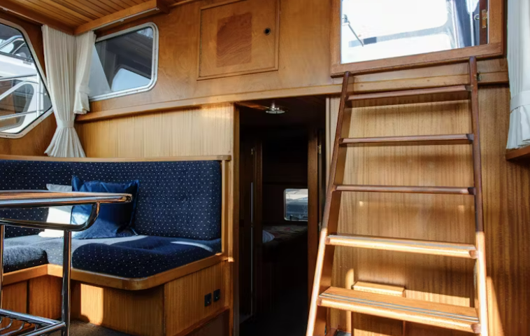 Hollandia 1260 | Flora