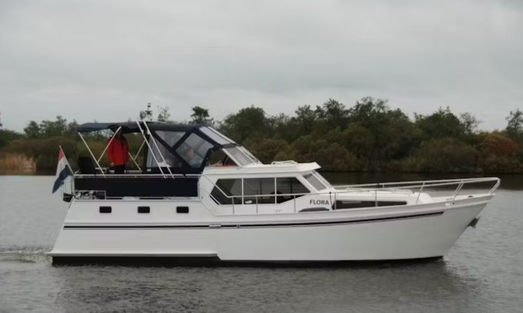 Hollandia 1260 | Flora