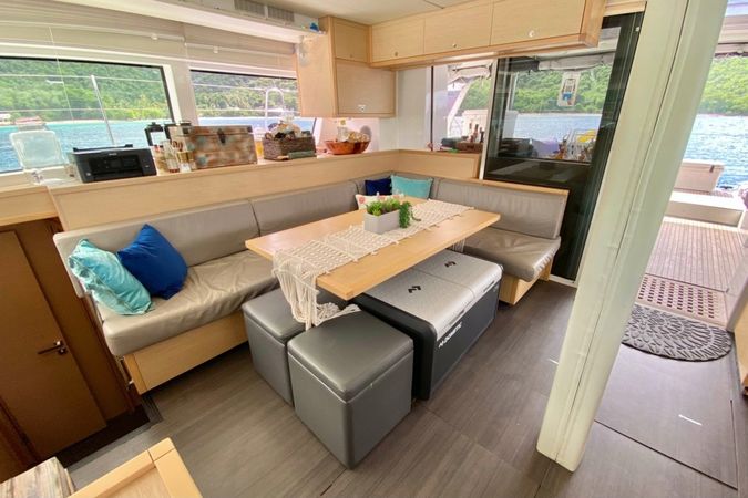 Lagoon 52 F | Ventana Al Mar