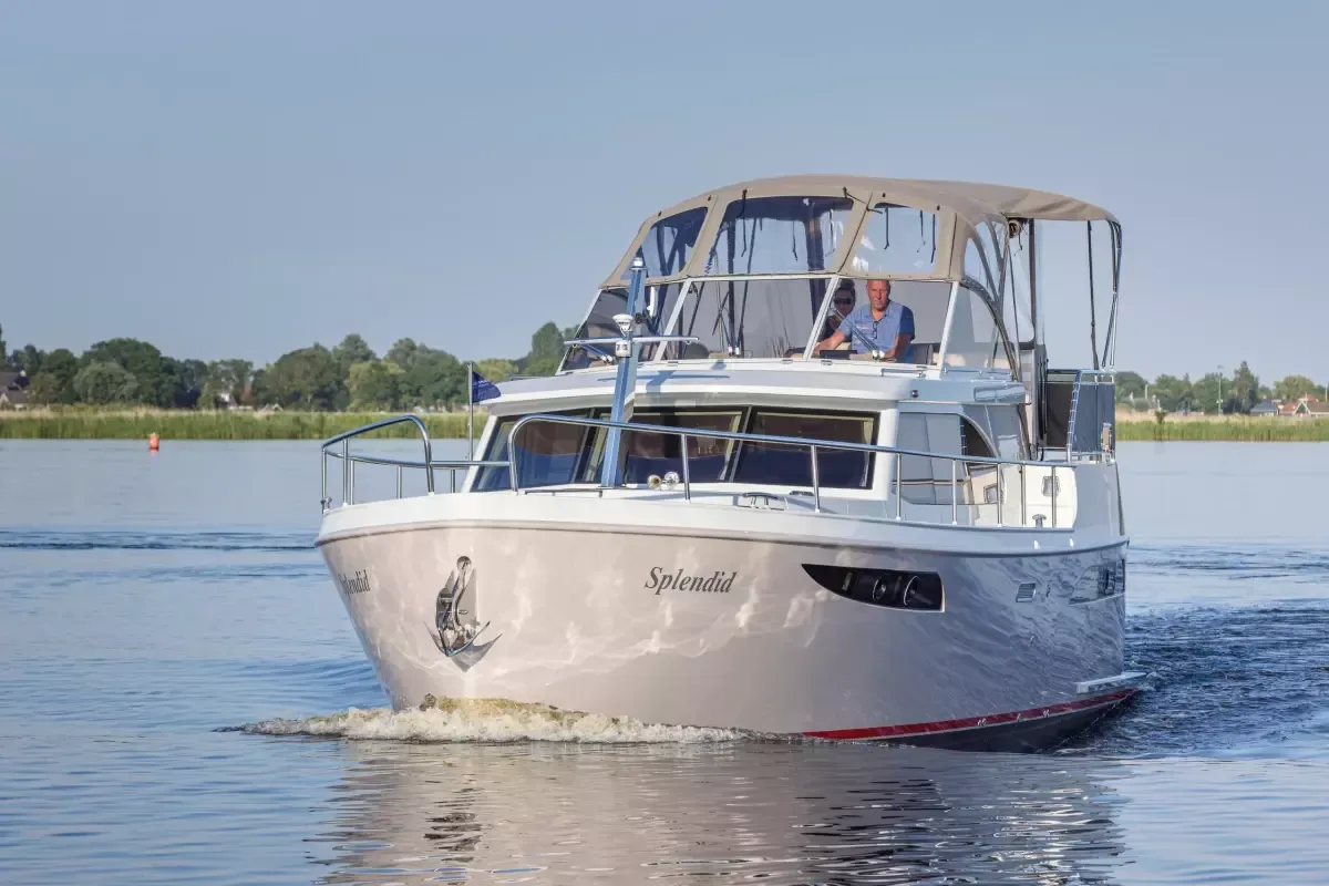 Aquanaut Drifter Jubile 390 | Splendid