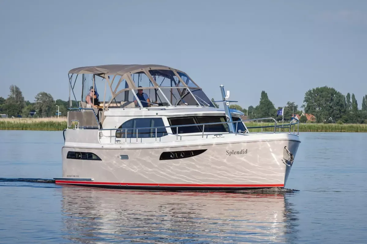 Aquanaut Drifter Jubile 390 | Splendid