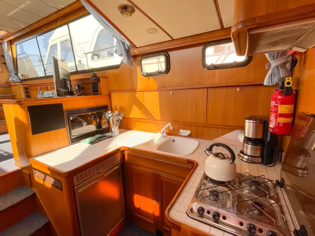 Aquanaut Beauty 1200 AK | Claoue