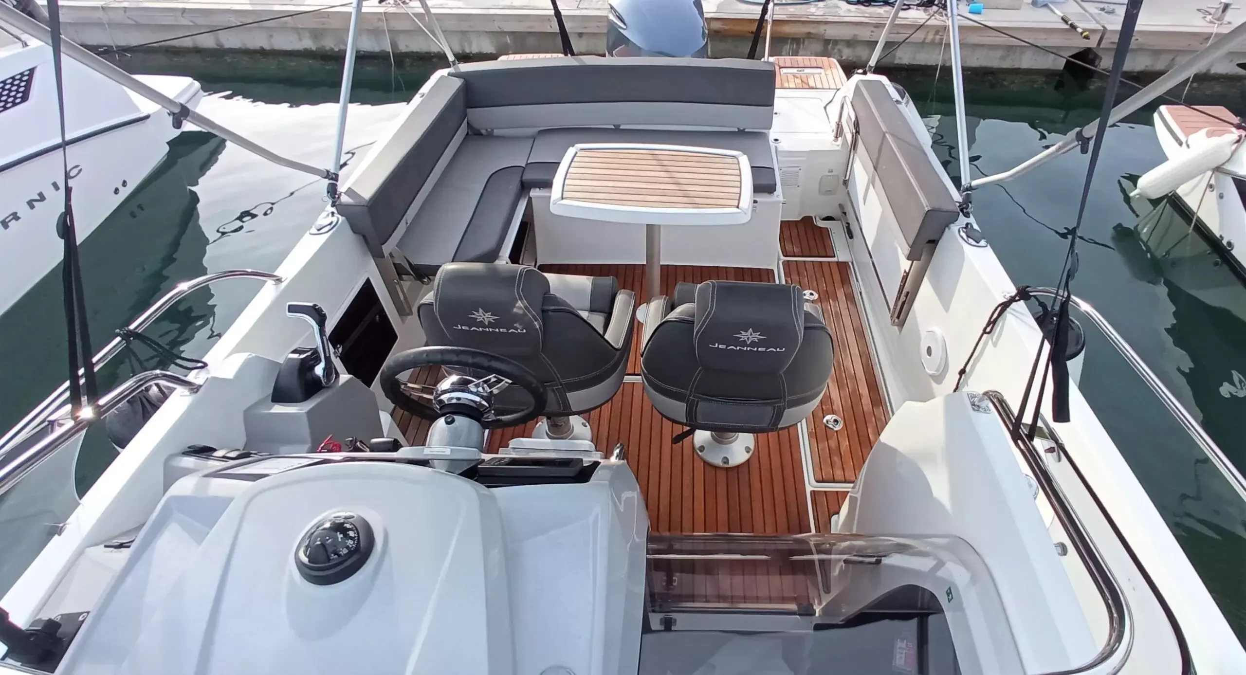 Jeanneau Cap Camarat 7.5 | Sofia