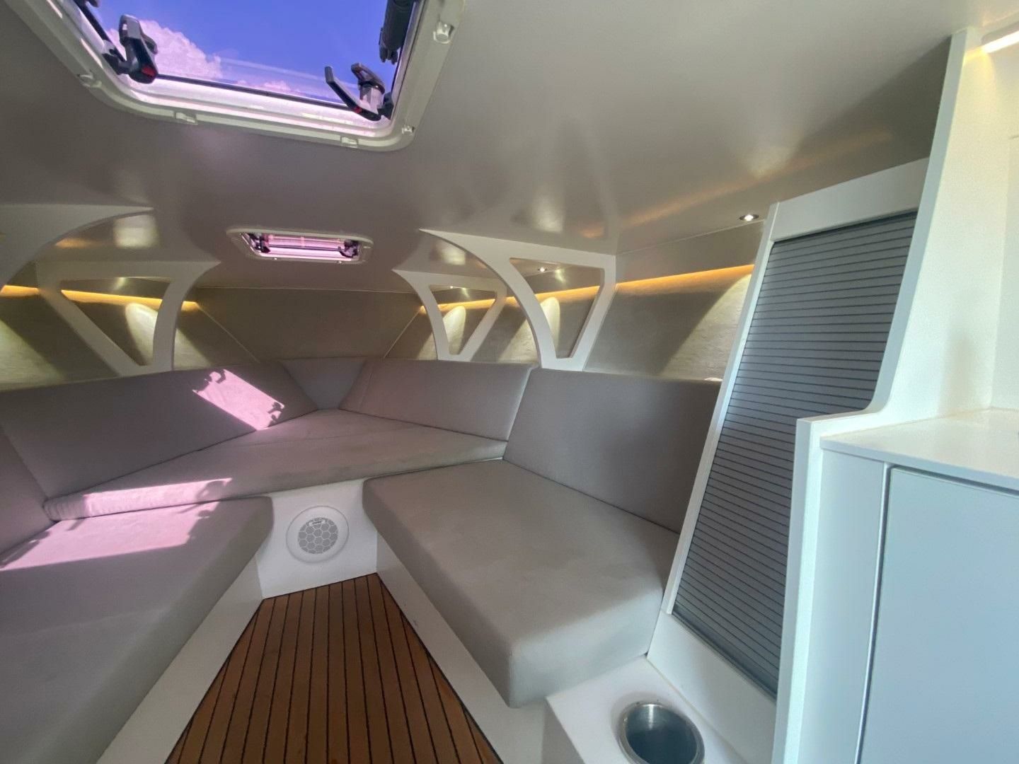 Frauscher 1017 | Spectre