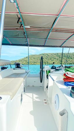 Lagoon 500 | Blue Metis