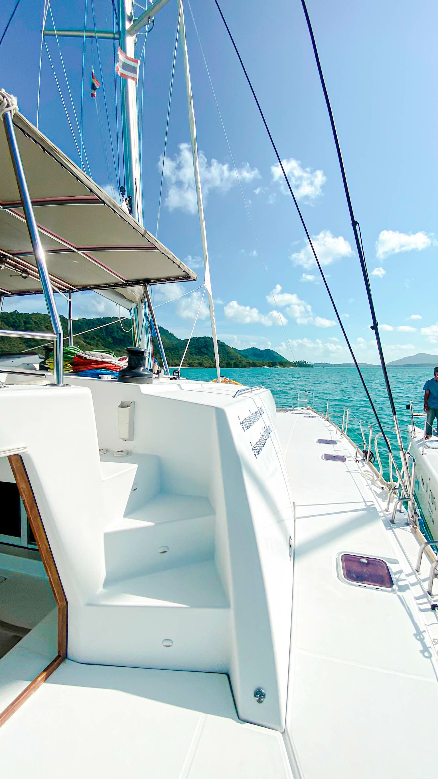 Lagoon 500 | Blue Metis