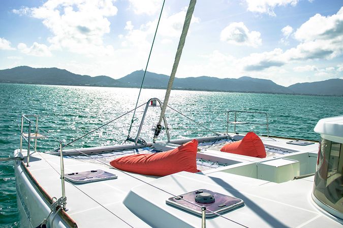 Lagoon 500 | Blue Metis