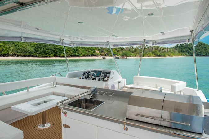 Leopard 51 PC | CasaBay