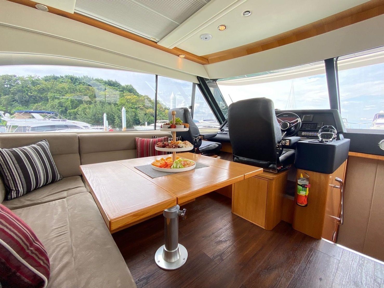 Riviera 545 | Happy Ours