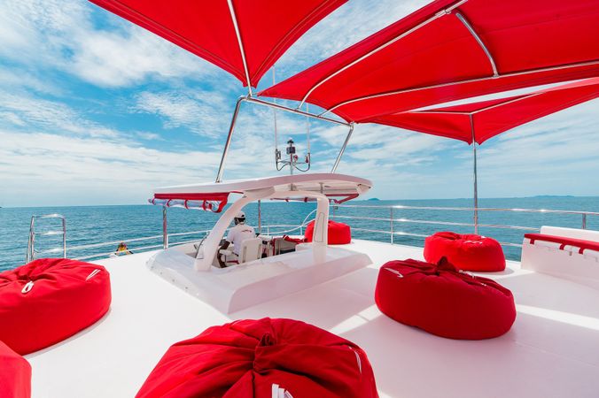 Custom Built 73 | Ocean Yachting