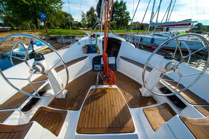 Twister 36 | Time To Sail