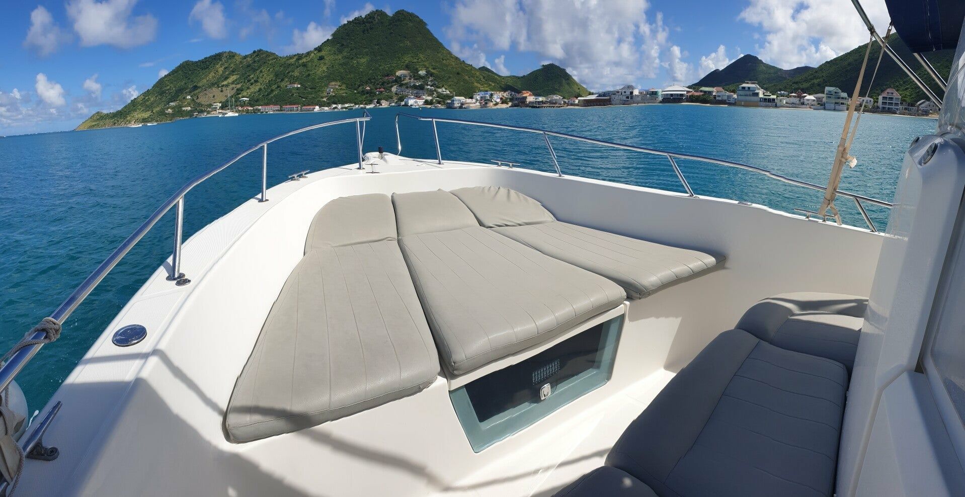 White Shark 265 | Axurit