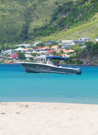 White Shark 265 | Axurit