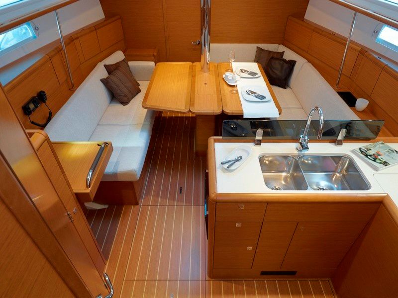 Jeanneau Sun Odyssey 379 | Maria Pia