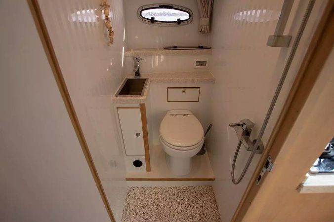 De Drait Deluxe 42 | Pieton