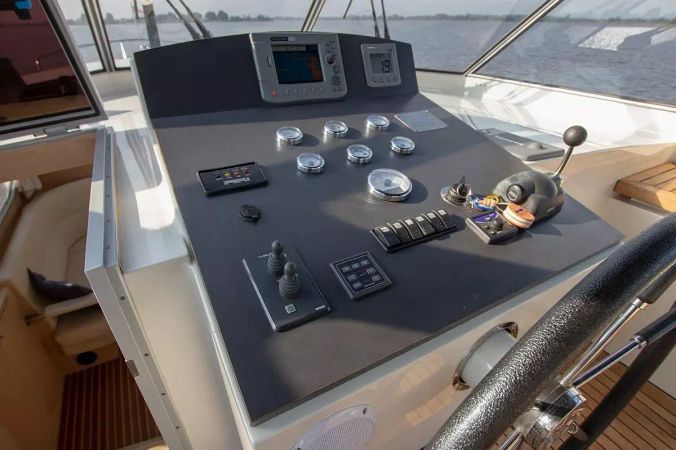 De Drait Deluxe 42 | Pieton