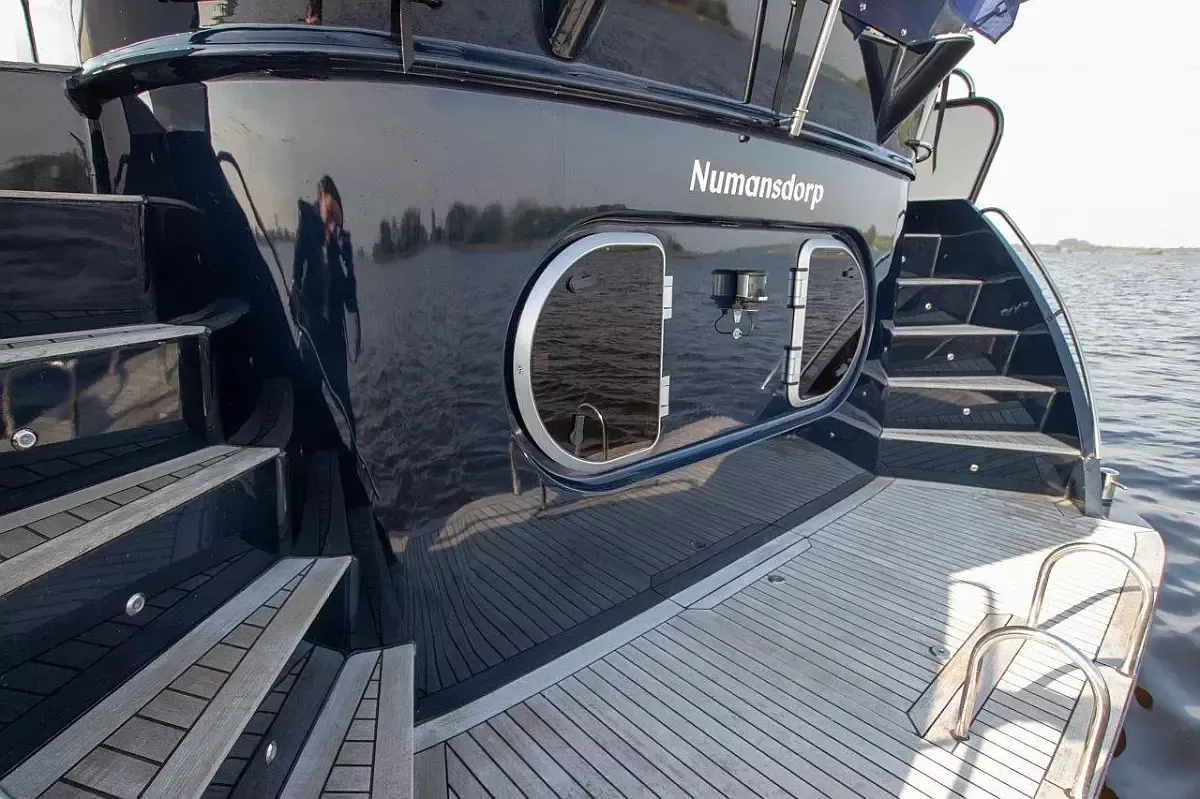 De Drait Deluxe 42 | Pieton