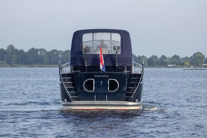 De Drait Deluxe 42 | Pieton