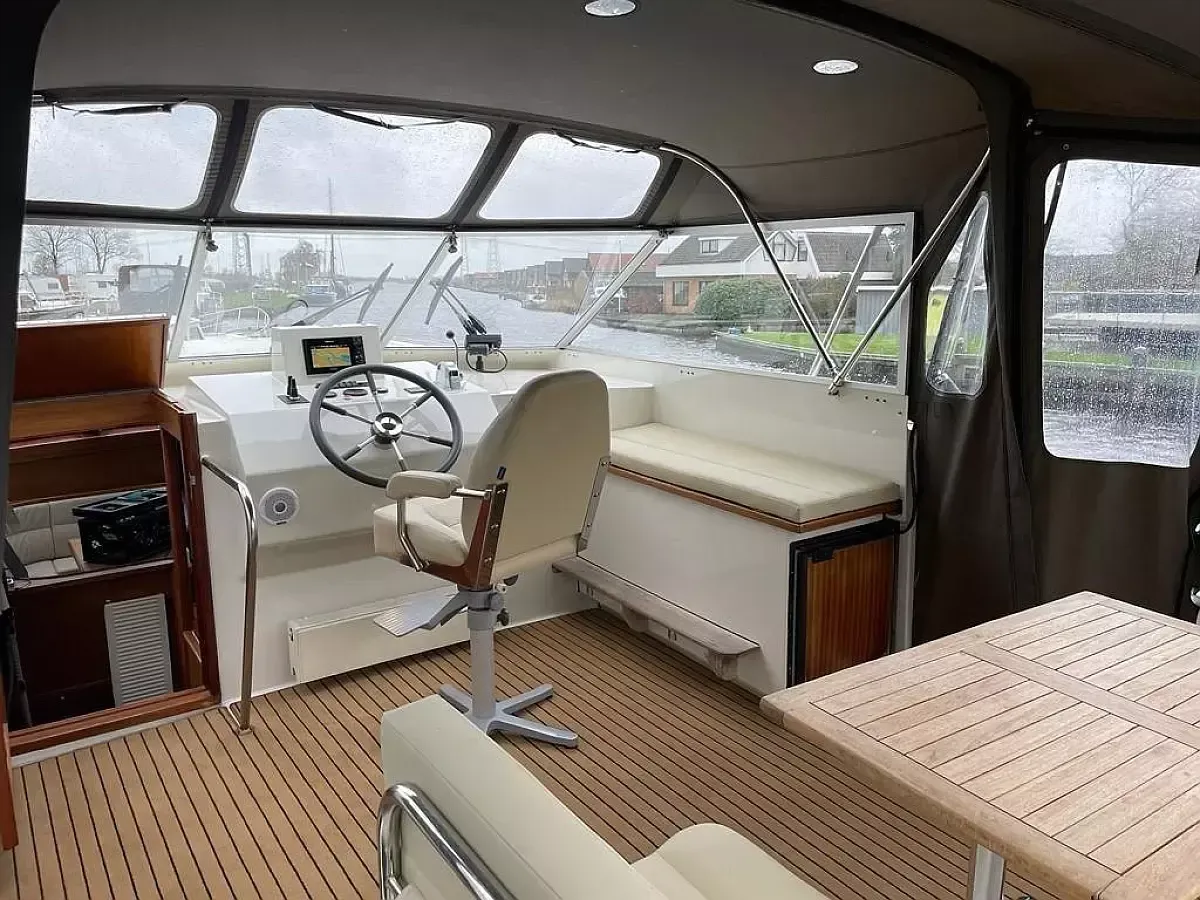 Hemmes 1400 Deluxe | Pelicaen