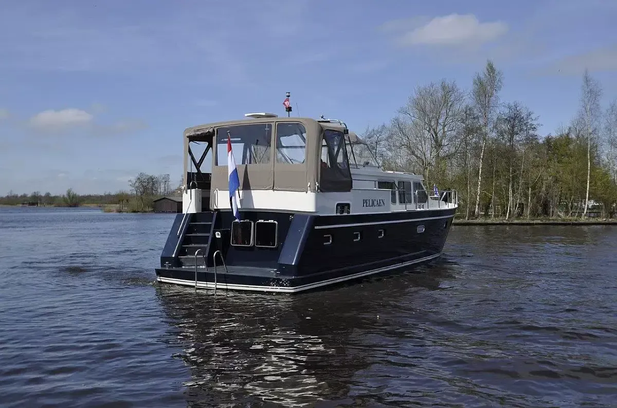 Hemmes 1400 Deluxe | Pelicaen
