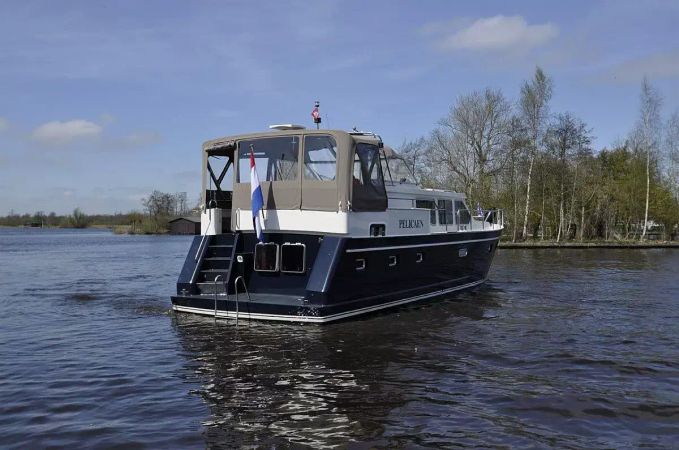 Hemmes 1400 Deluxe | Pelicaen