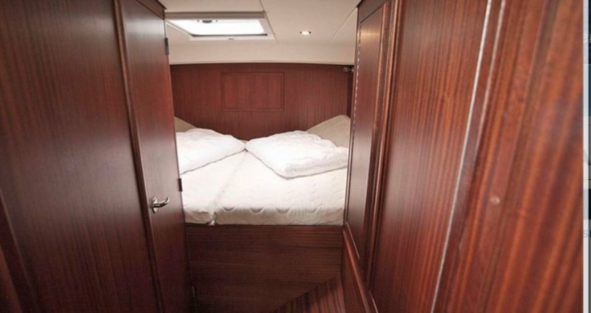 Holiday 1300 | Euphoria