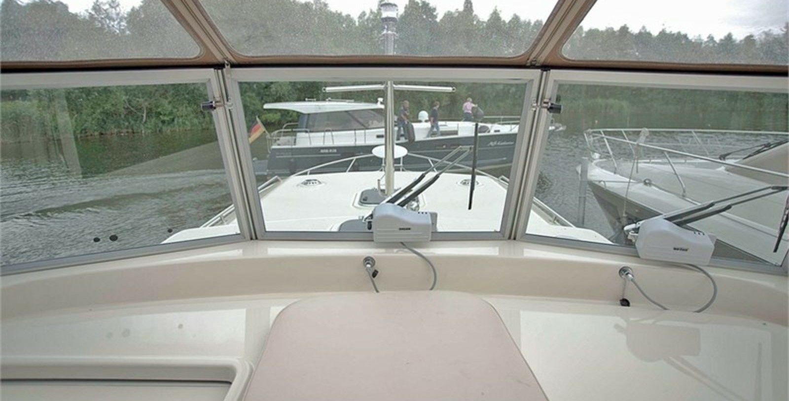 Holiday 1300 | Euphoria