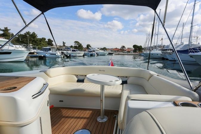 Chris Craft 28 Corsair | 4