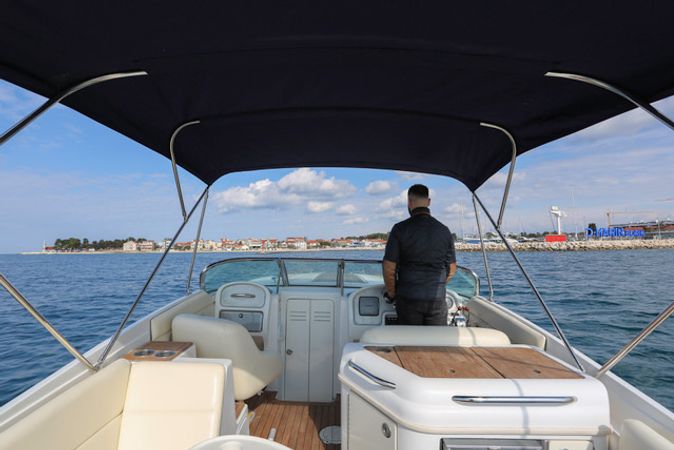 Chris Craft 28 Corsair | 4