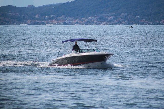 Chris Craft 28 Corsair | 4