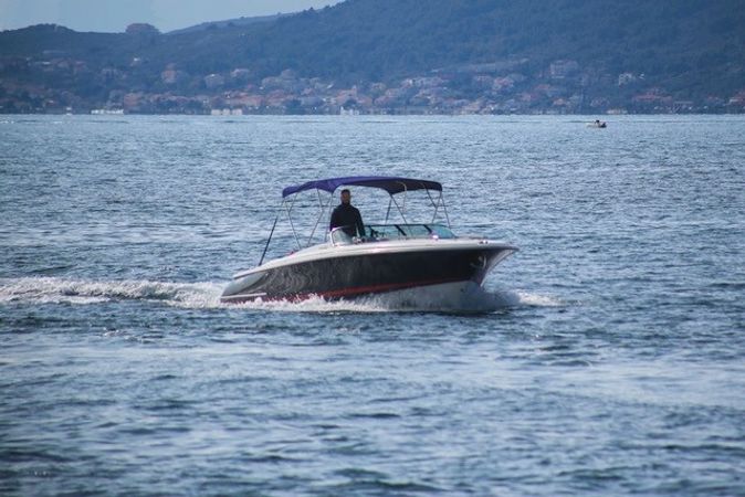 Chris Craft 28 Corsair | 4