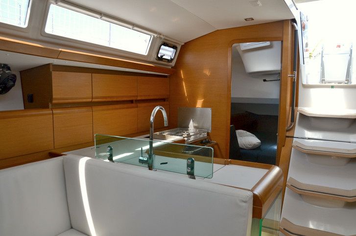 Jeanneau Sun Odyssey 449 | Jak
