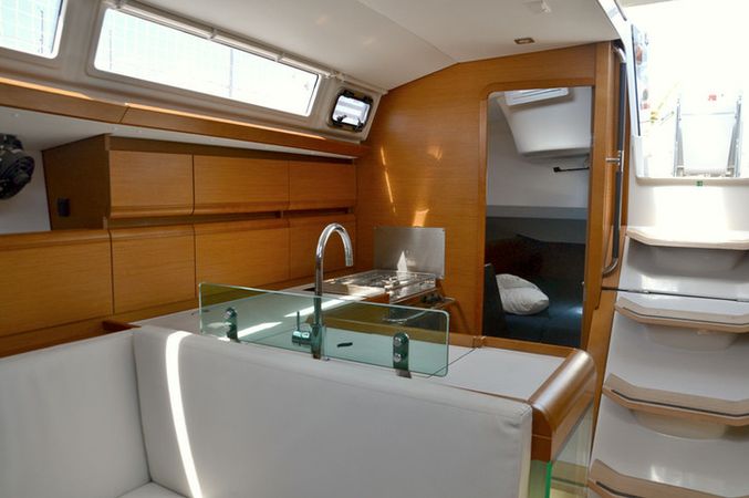 Jeanneau Sun Odyssey 449 | Jak