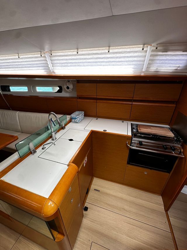 Jeanneau Sun Odyssey 449 | Jak