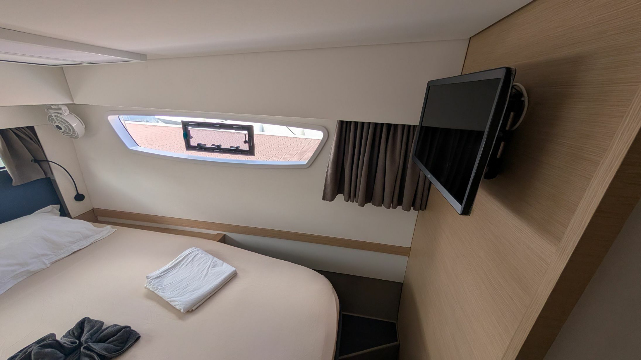 Fountaine Pajot Elba 45 | Ola 2