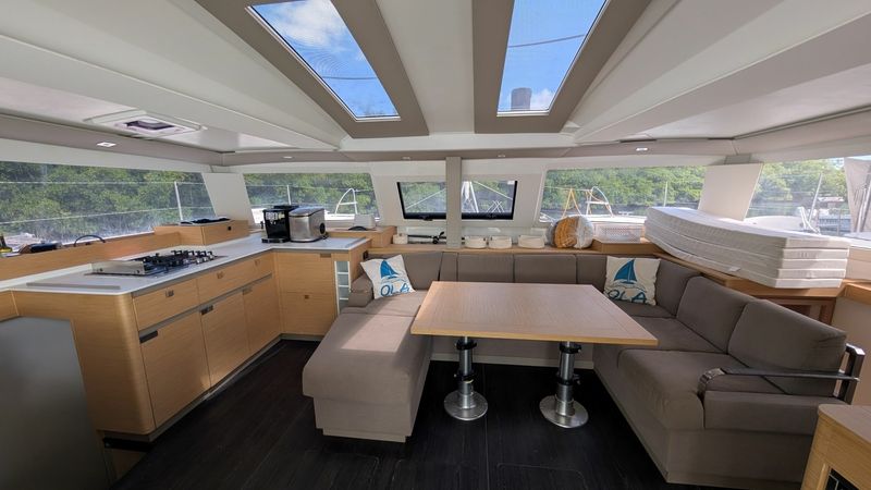 Fountaine Pajot Elba 45 | Ola 2