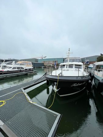 Linssen GS 40.0 AC | Falcon Scott