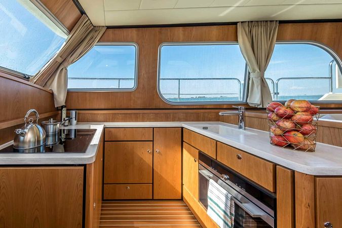 Linssen GS 45 AC | Florina