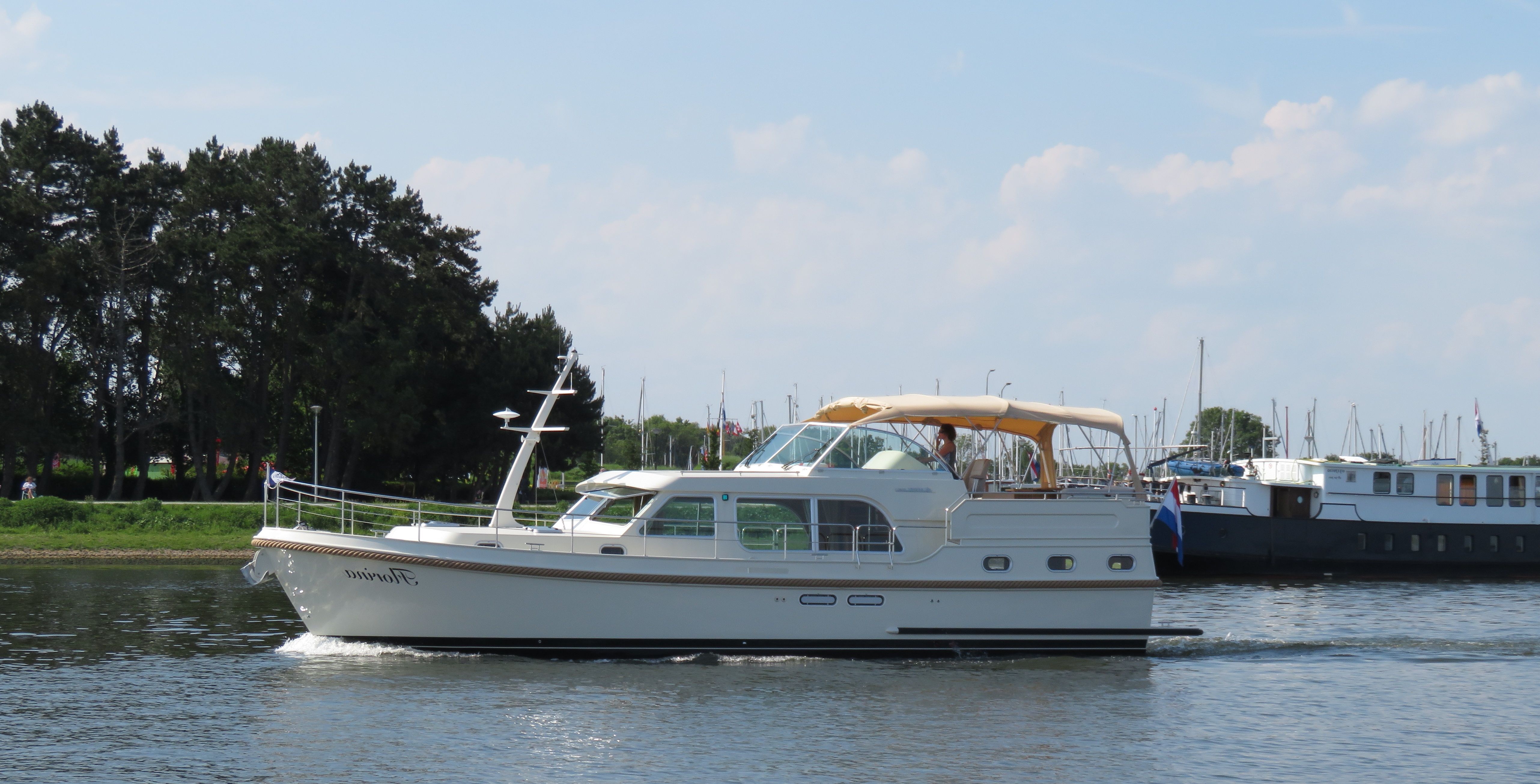 Linssen GS 45 AC | Florina