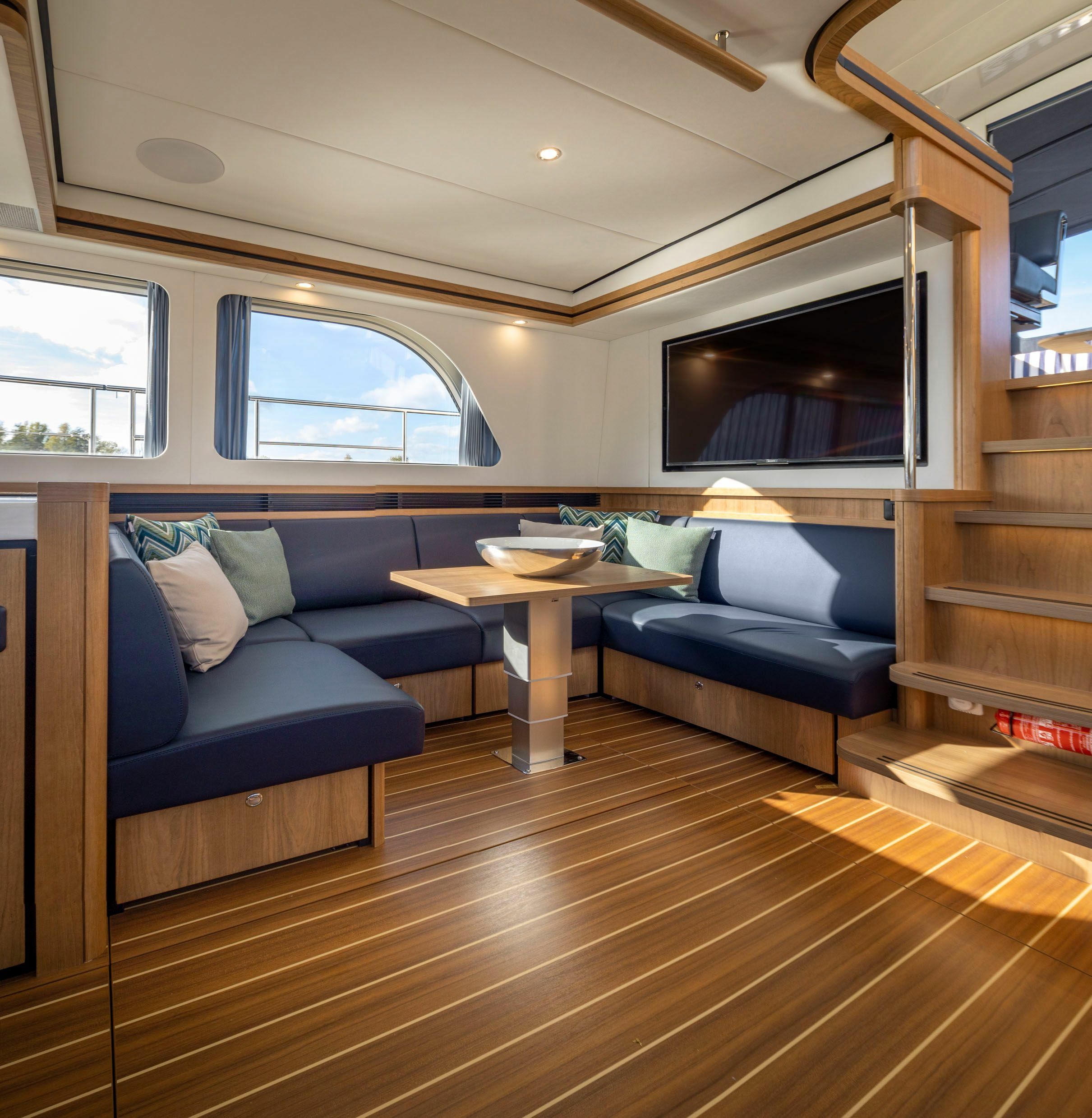 Linssen Grand Sturdy 500 AC Variotop | Blueberry