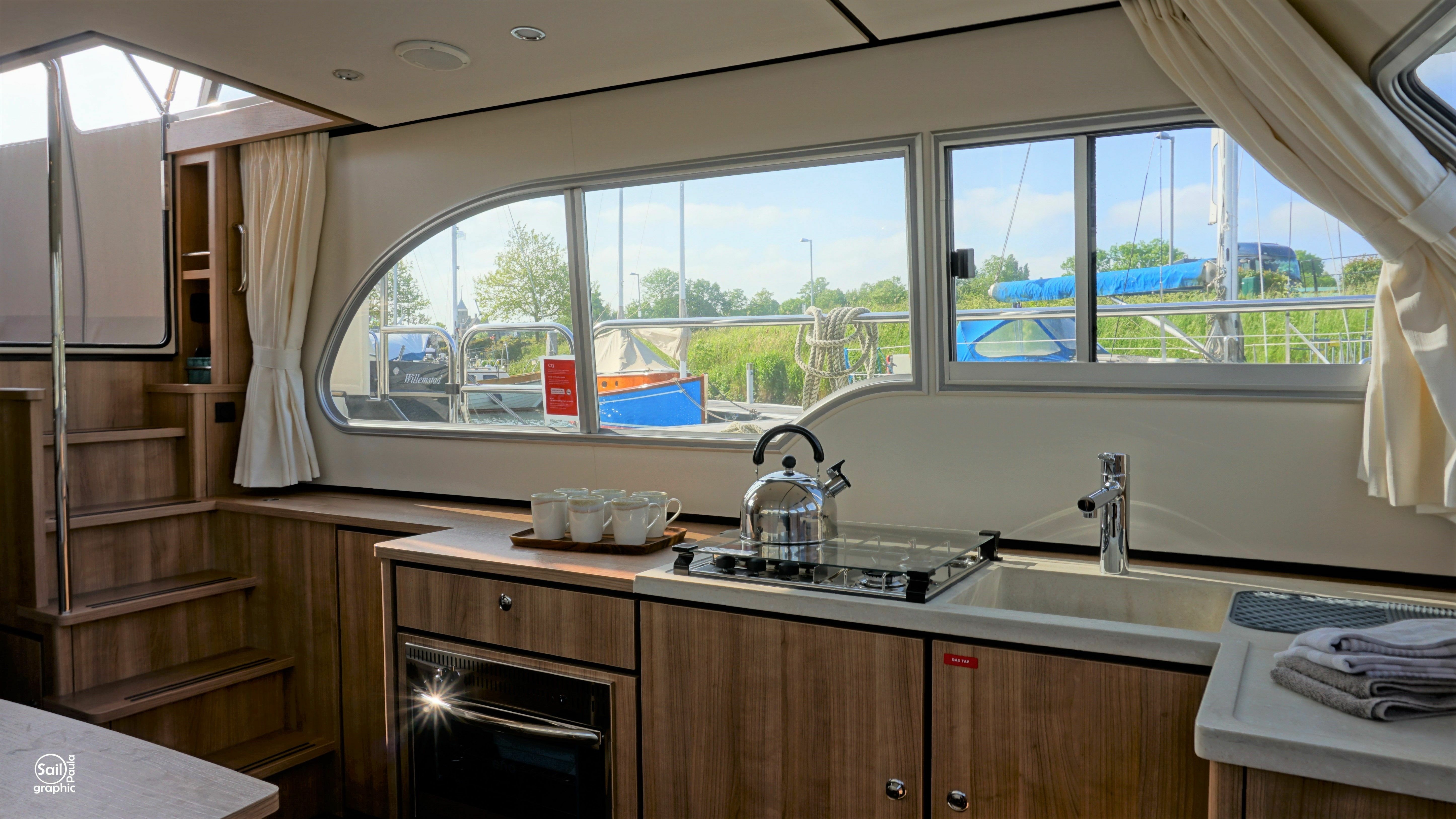 Linssen GS 35.0 AC | Edward Wilson