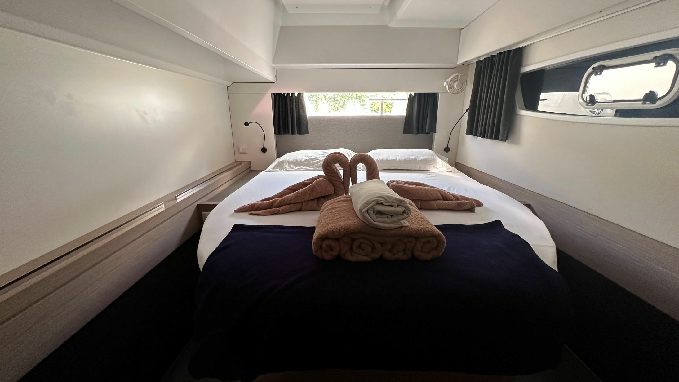 Fountaine Pajot Astrea 42 | Ondine