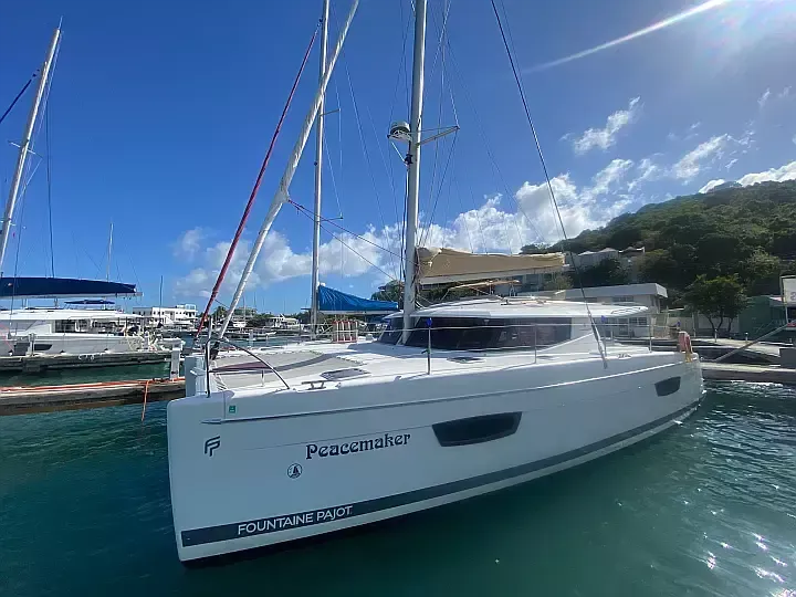 Fountaine Pajot Helia 44 | Peacemaker