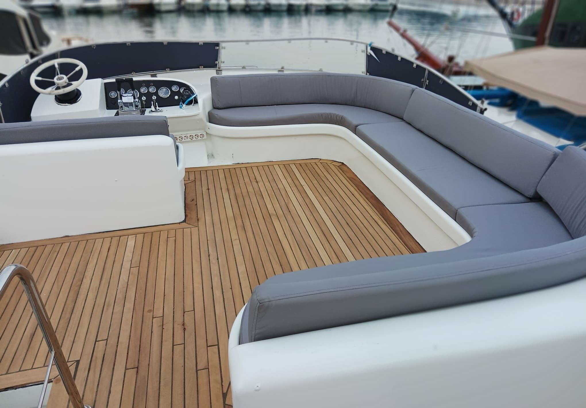 Custom Built 49 | Amphora