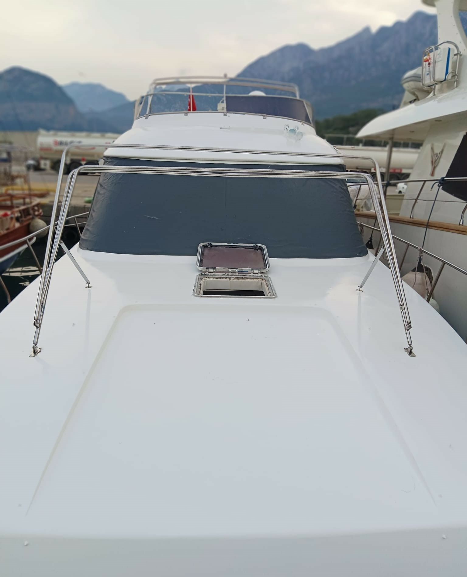 Custom Built 49 | Amphora