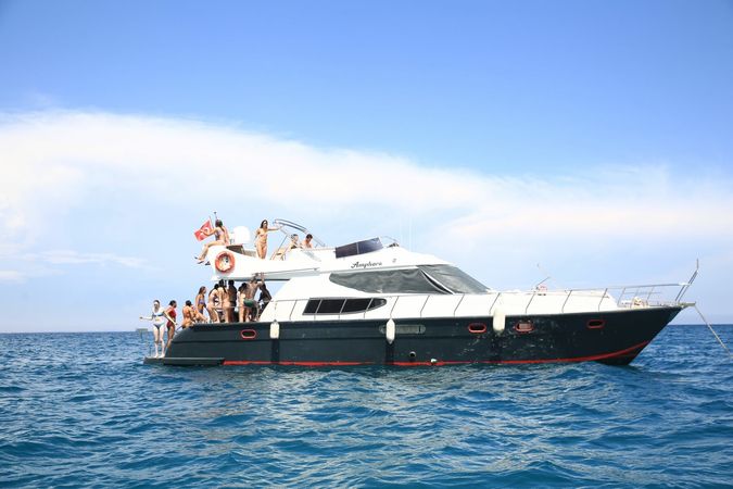 Custom Built 49 | Amphora