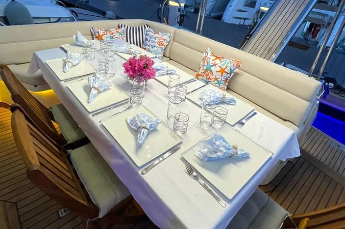 Custom Built 49 | Luna