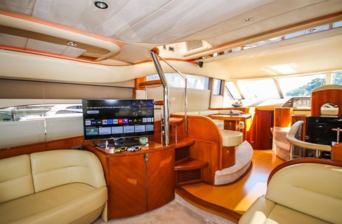 Princess 61 | Dela Mare